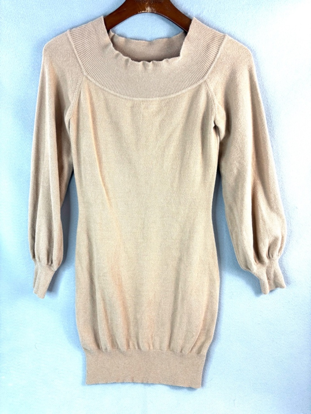 Exlura S Cozy Long-Sleeve Knit Dress in Light Beige